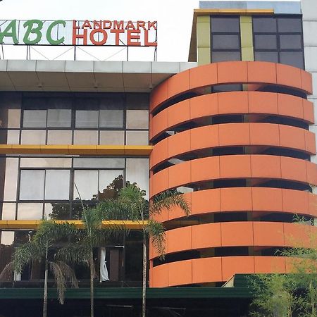 Reddoorz Plus @ Abc Landmark Hotel Kidapawan Luaran gambar